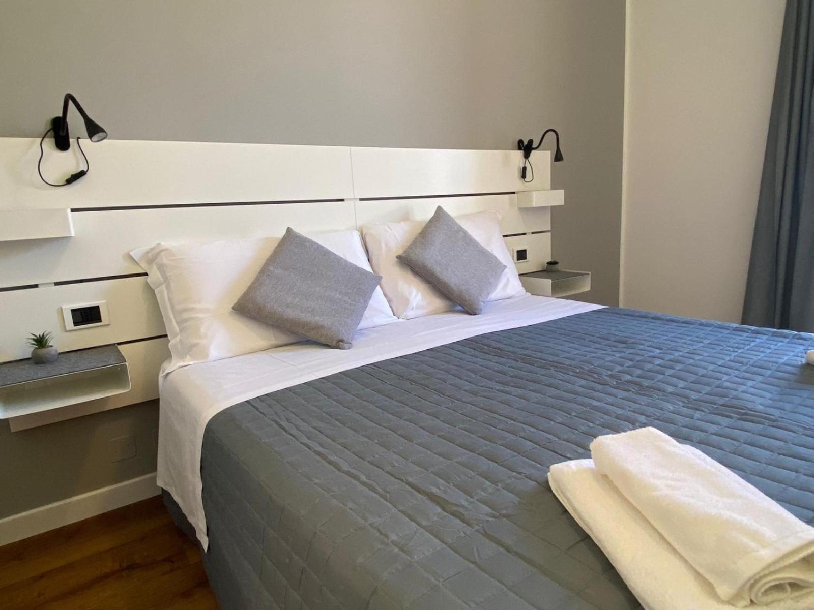 Lakeside Apartment 그라베도나 외부 사진