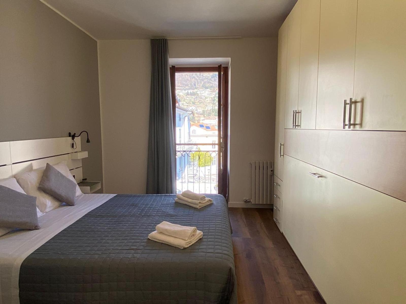 Lakeside Apartment 그라베도나 외부 사진